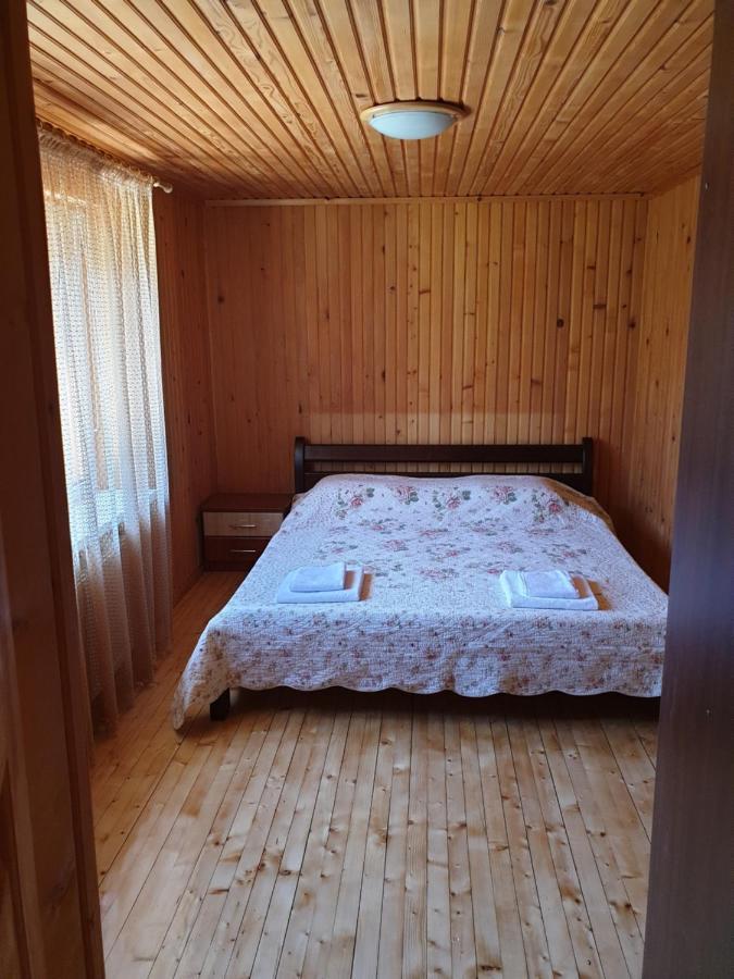 Зачаровані Карпати, Воловець Exterior foto